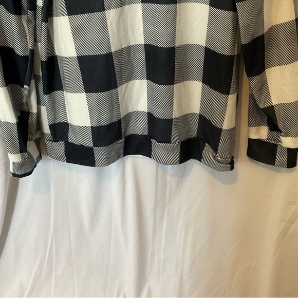 Women’s Long Sleeve White Buffalo Plaid Shirt w/Black Lace Detail Plus Size 2XL - Picture 5 of 16
